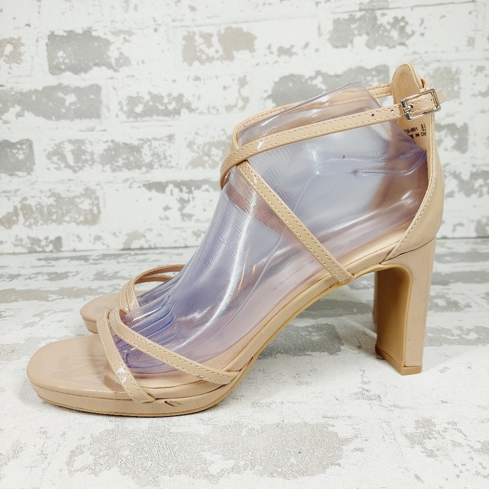 NEW Chinese Laundry Cream Strappy Buckle Open Toe Heeled Sandals D480